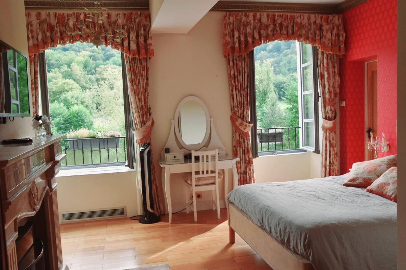 Chateau Roquehort Avec Ev Recharge Point 22Kw Monein Zewnętrze zdjęcie
